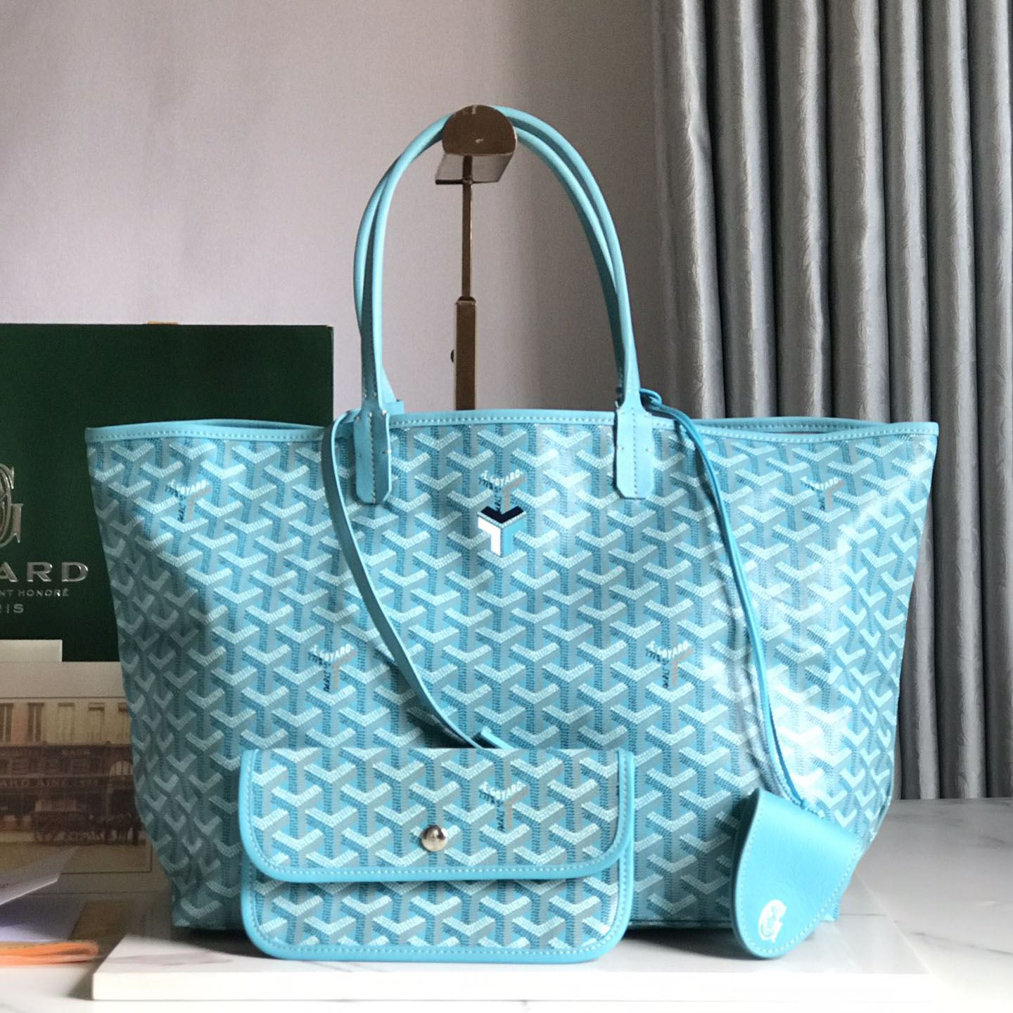 Go*ard shopping bags